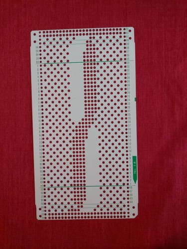 Una scheda perforata - , set