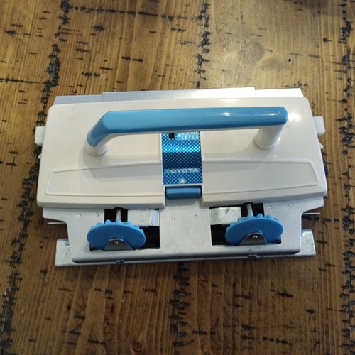 Parte fissaggio carrello - di,