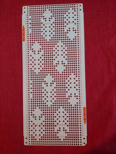 Una scheda perforata - , set